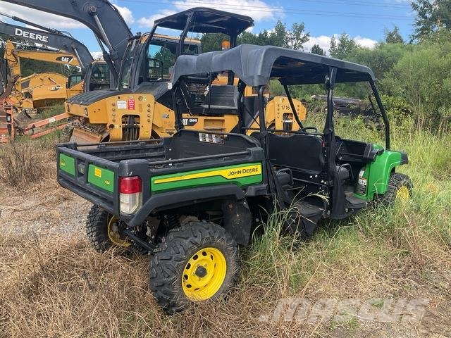 John Deere 다목적 장비