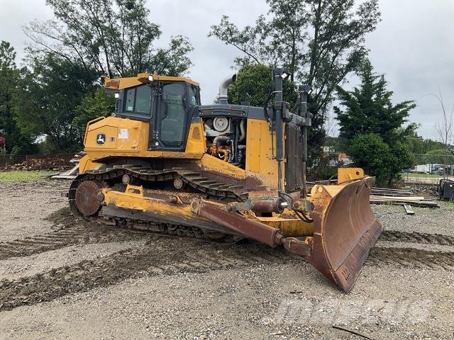 John Deere 1050K بلدوزرات مجنزرة