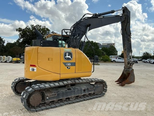 John Deere 135 P-Tier Gravemaskiner på larvebånd