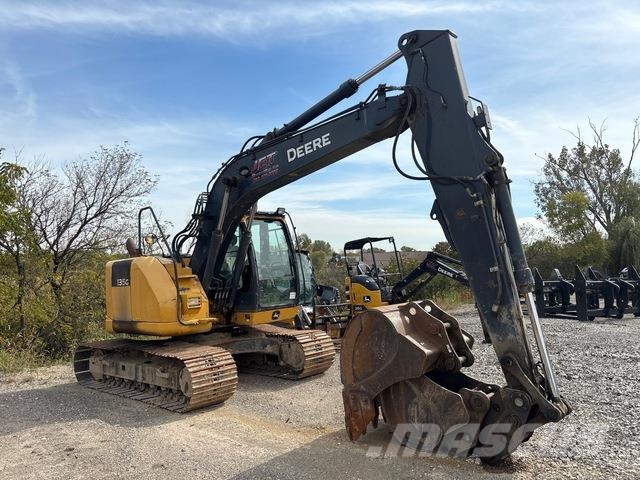 John Deere 135G Lánctalpas kotrók
