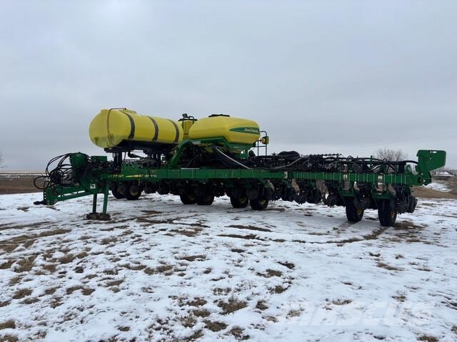 John Deere 1775NT 16-30 Sadiace stroje