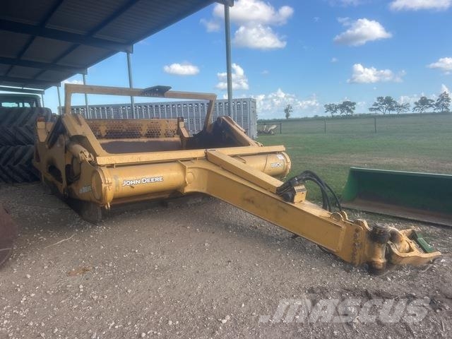 John Deere 1810E Schaber