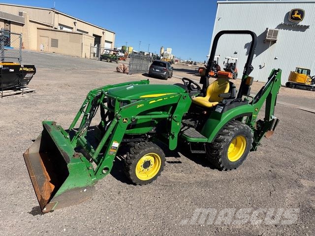 John Deere 2032R Manji traktori