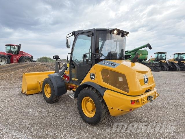 John Deere 204G 輪胎式裝載機