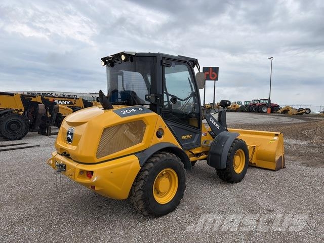 John Deere 204G 輪胎式裝載機