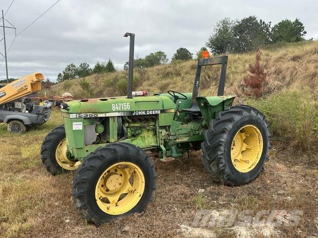John Deere 2355 Traktorok