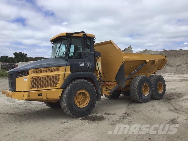 John Deere 260E Terrængående lastbiler