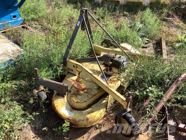 John Deere 261 モアーコンディショナー