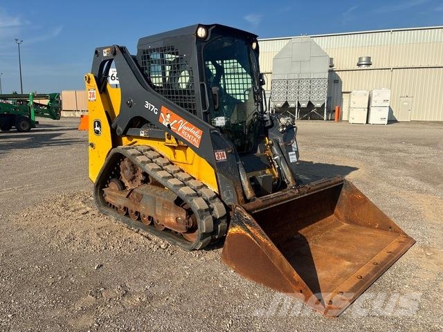 John Deere 317G Chargeuse compacte