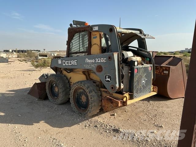 John Deere 328E Minicargadoras