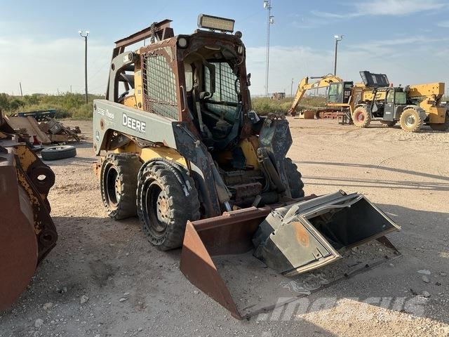 John Deere 328E Minicargadoras