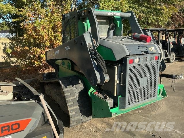 John Deere 331G Kompaktlastare