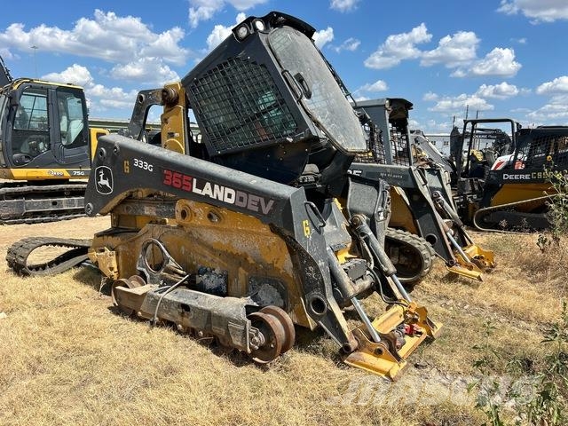 John Deere 333G Skid steer loderler