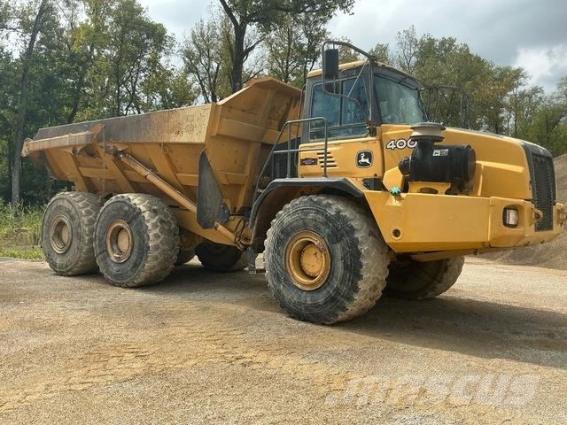 John Deere 400D Zglobni damperi