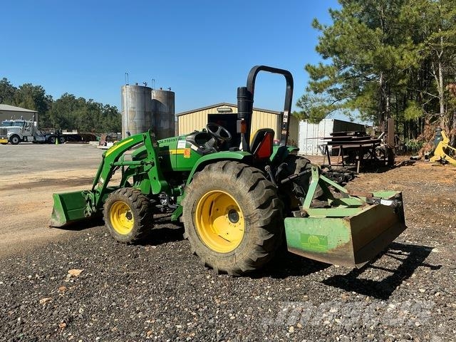 John Deere 4105 コンパクトトラクター