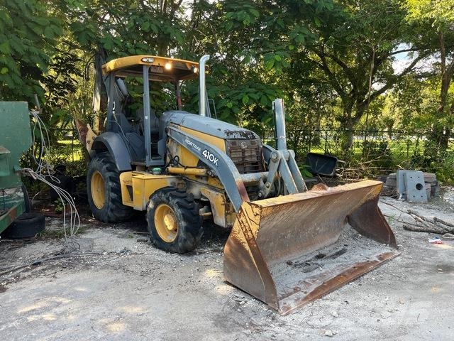 John Deere 410K 反铲装载机