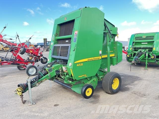 John Deere 468 圆捆打捆机