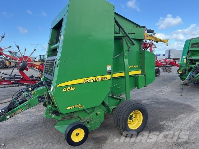 John Deere 468 Presse à balle ronde