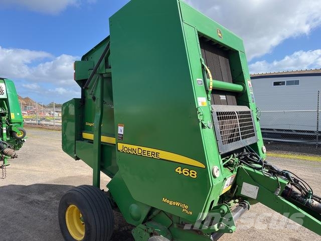 John Deere 468 Presse à balle ronde
