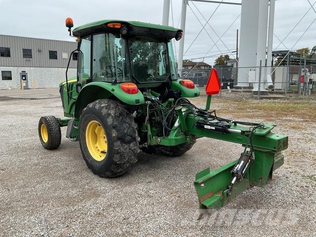 John Deere 5075M Manji traktori
