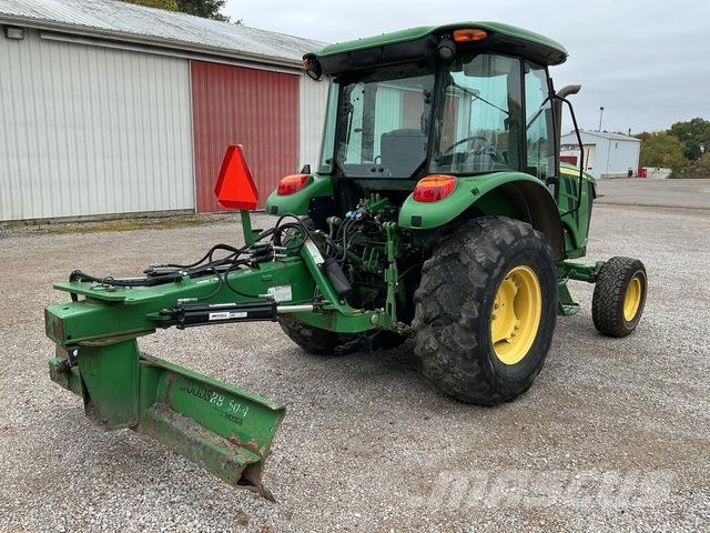 John Deere 5075M Manji traktori