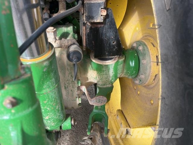 John Deere 5090R Tractors