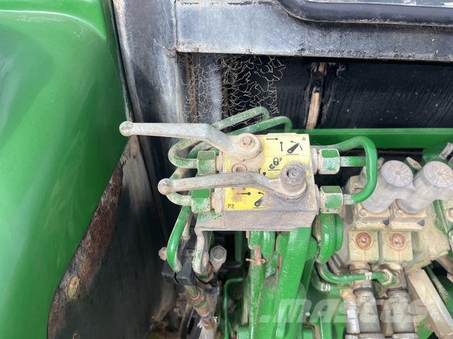 John Deere 5090R Tractors