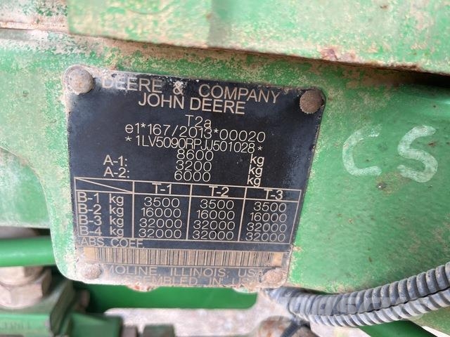 John Deere 5090R Tractors