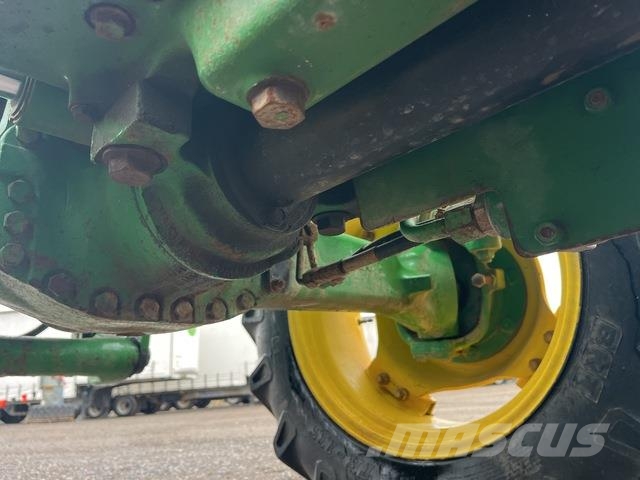 John Deere 5090R Tractors