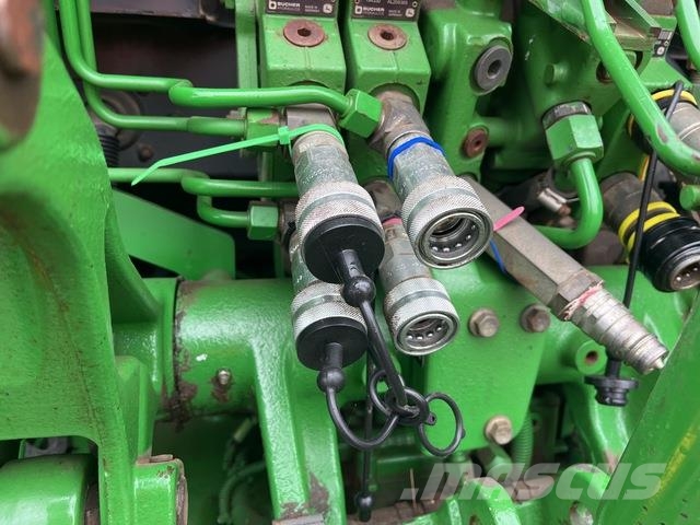 John Deere 5090R Tractors