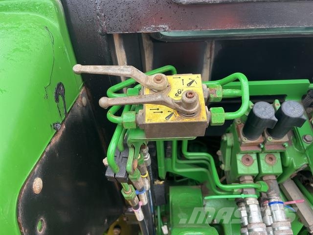 John Deere 5090R Tractors