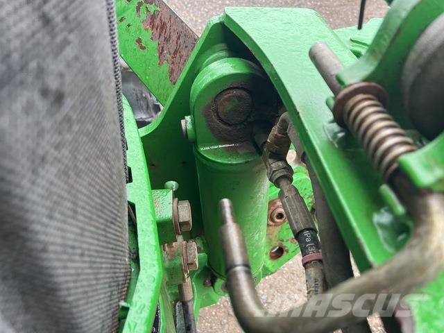 John Deere 5090R Tractors