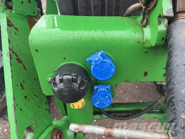 John Deere 5090R Tractors