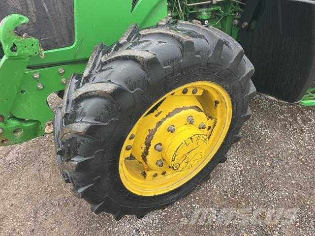 John Deere 5090R Tractors