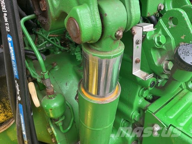 John Deere 5090R Tractors