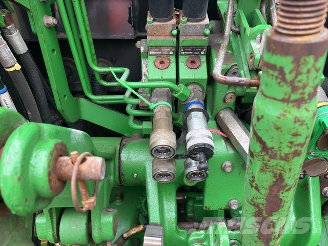 John Deere 5090R Tractors