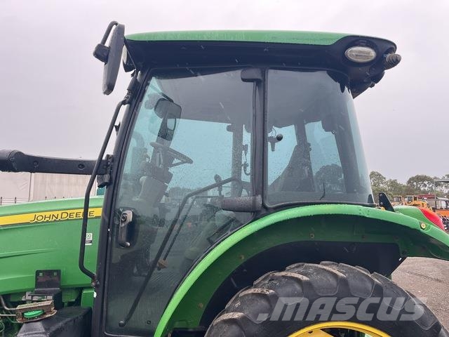 John Deere 5090R Tractors