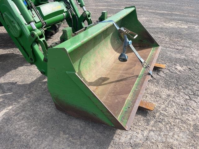 John Deere 5090R Tractors