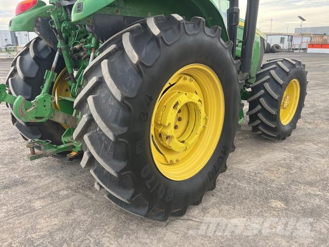 John Deere 5090R Tractors