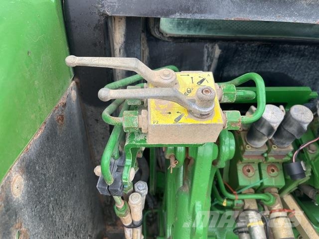 John Deere 5090R Tractors