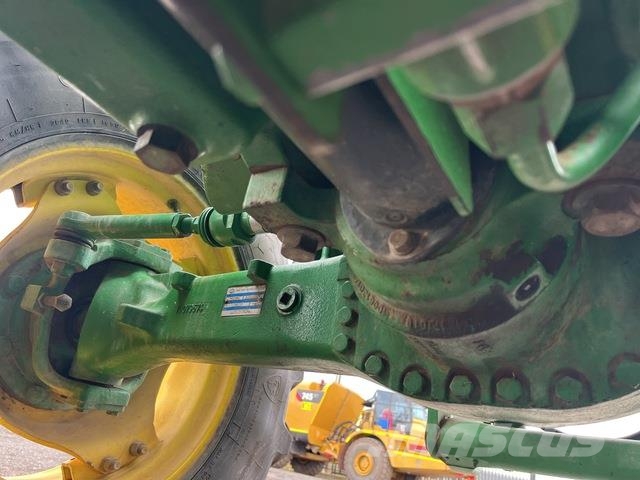John Deere 5090R Tractors