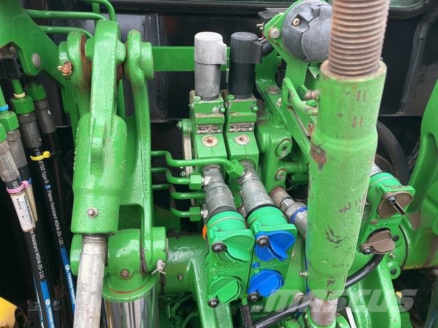 John Deere 5090R Tractors