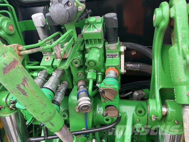 John Deere 5090R Tractors