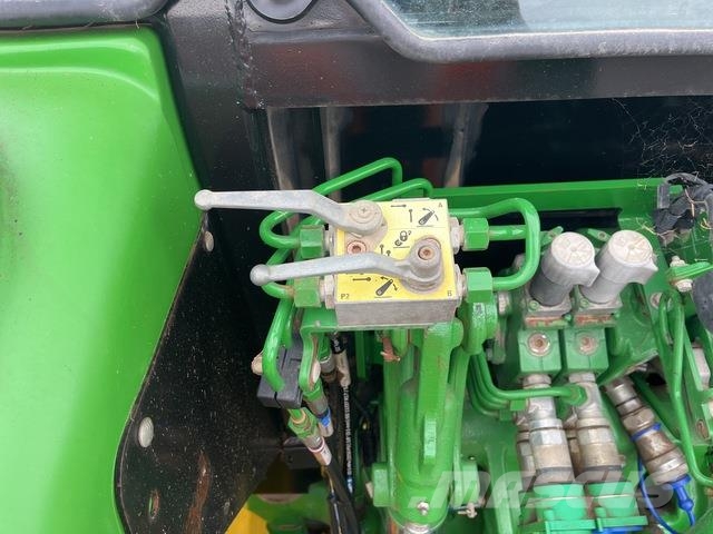 John Deere 5090R Tractors