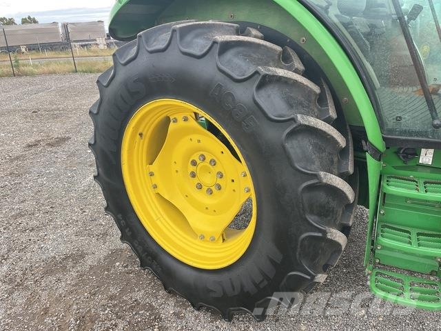 John Deere 5090R Tractors