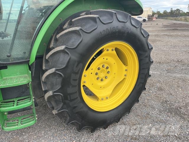 John Deere 5090R Tractors