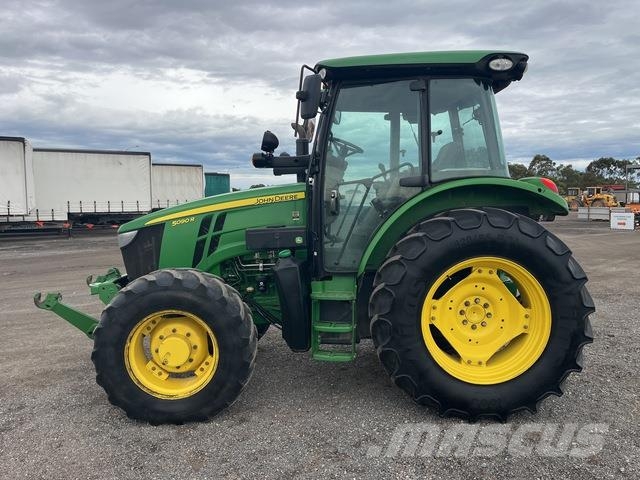 John Deere 5090R Tractors