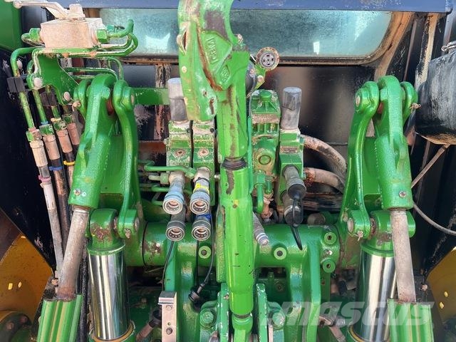 John Deere 5090R Tractors