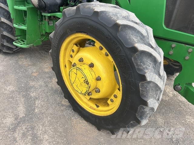 John Deere 5090R Tractors