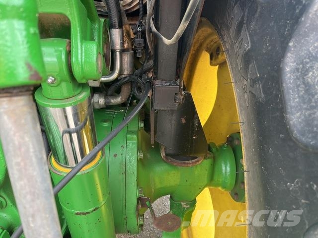 John Deere 5090R Tractors
